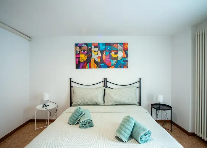 La Promenade Apartment *